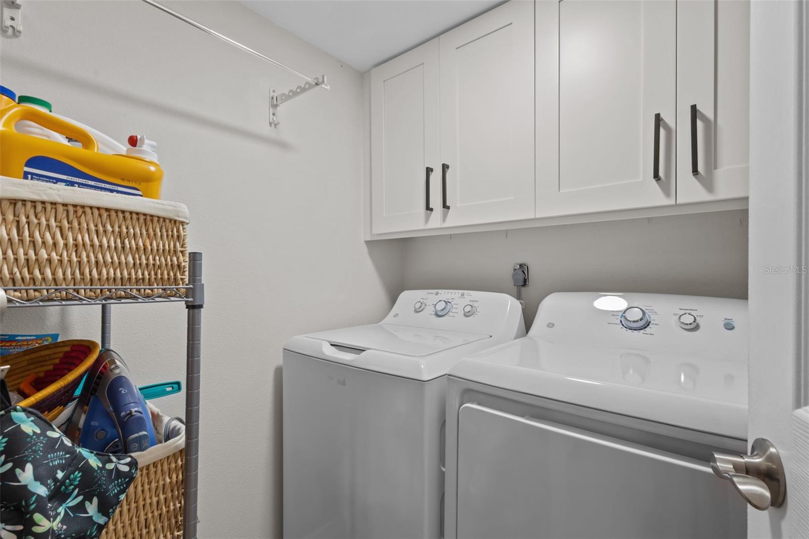 3021 COUNTRYSIDE BLVD #21A
