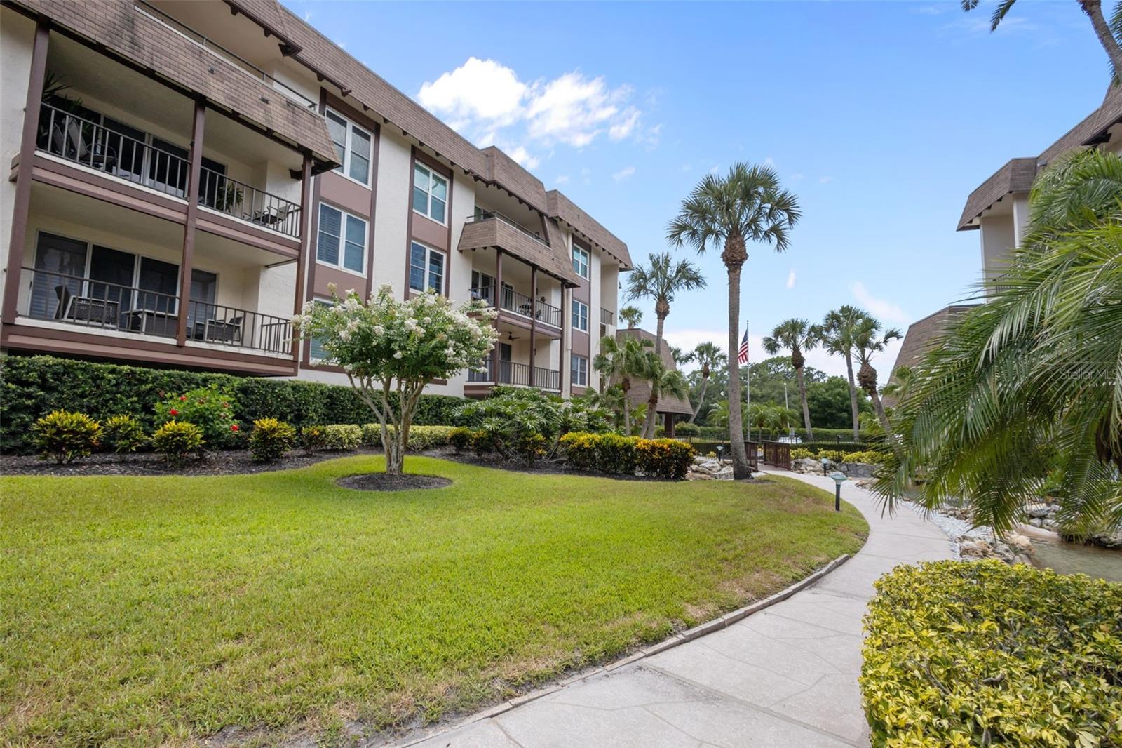 3021 COUNTRYSIDE BLVD #21A