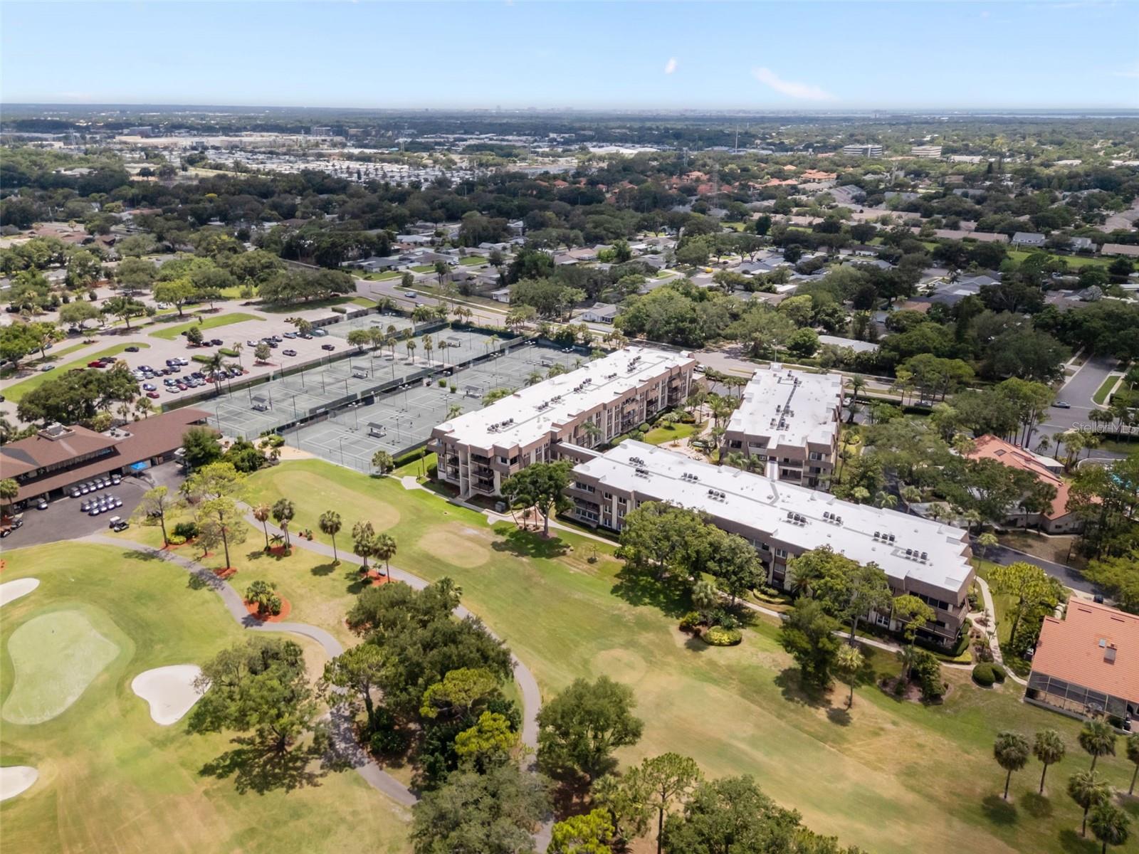 3021 COUNTRYSIDE BLVD #21A