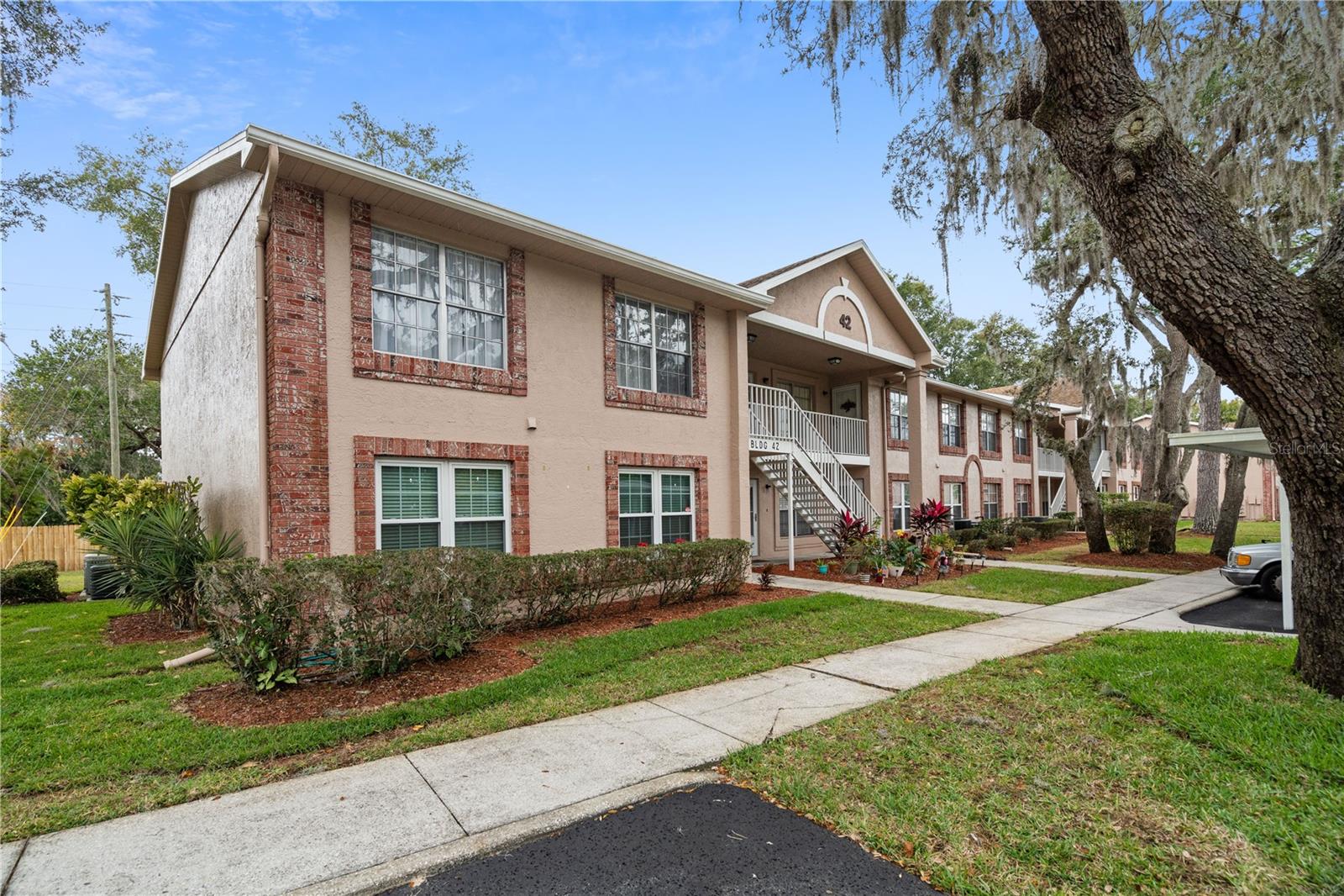 6700 SPRING FLOWER DR #21