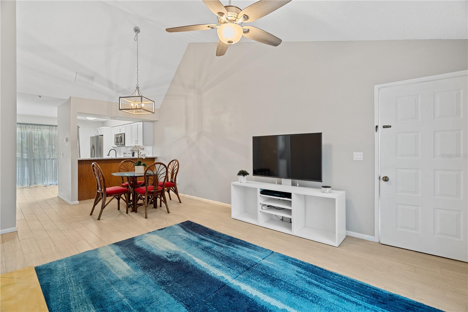 6700 SPRING FLOWER DR #21