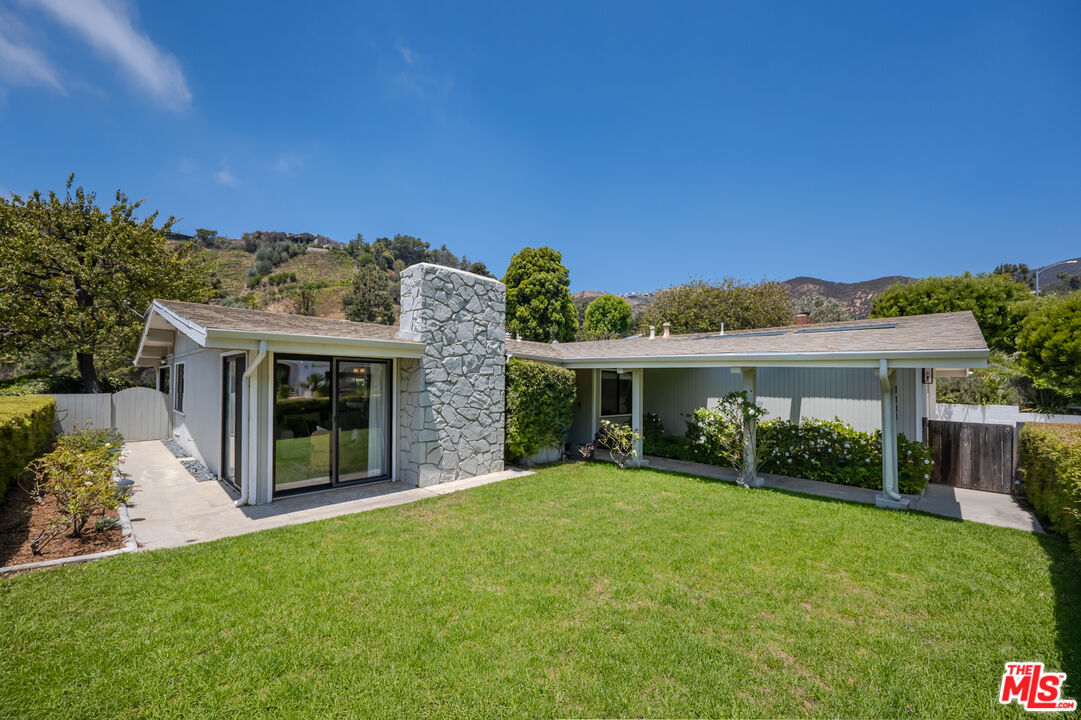 1231 El Hito Cir