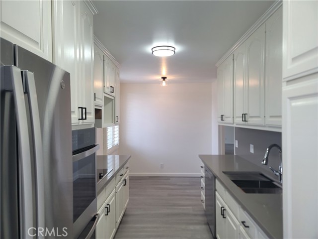 5301 Balboa BLVD Unit: D8