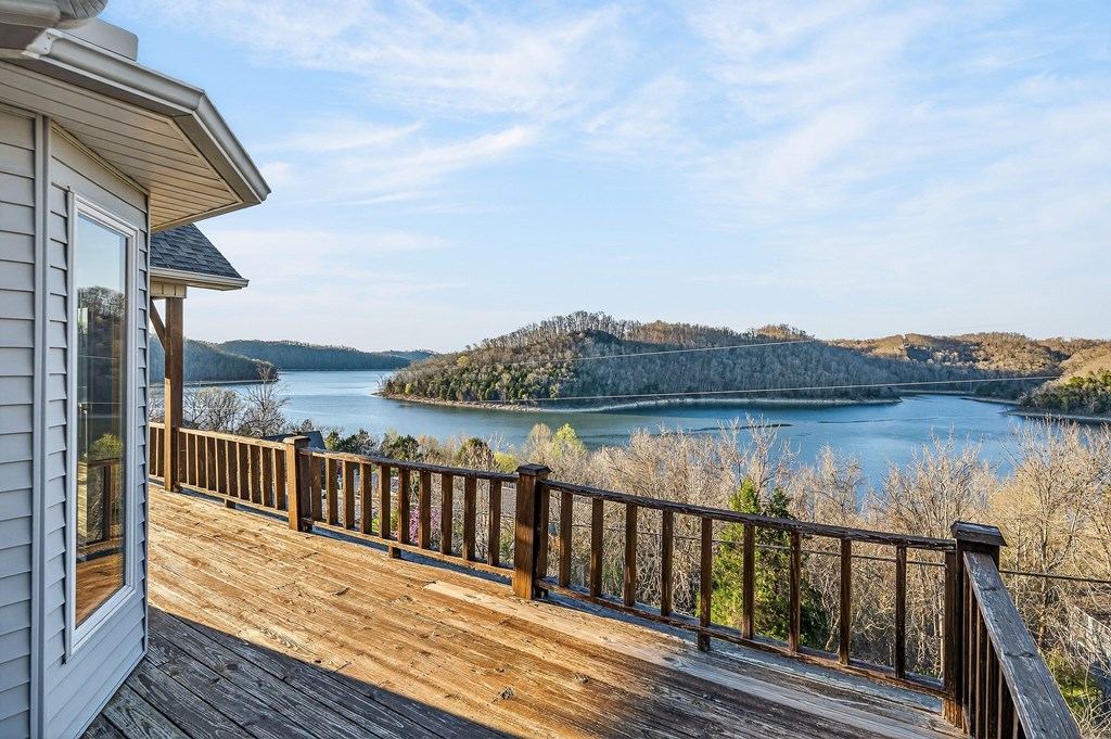 1634 Falling Water Road