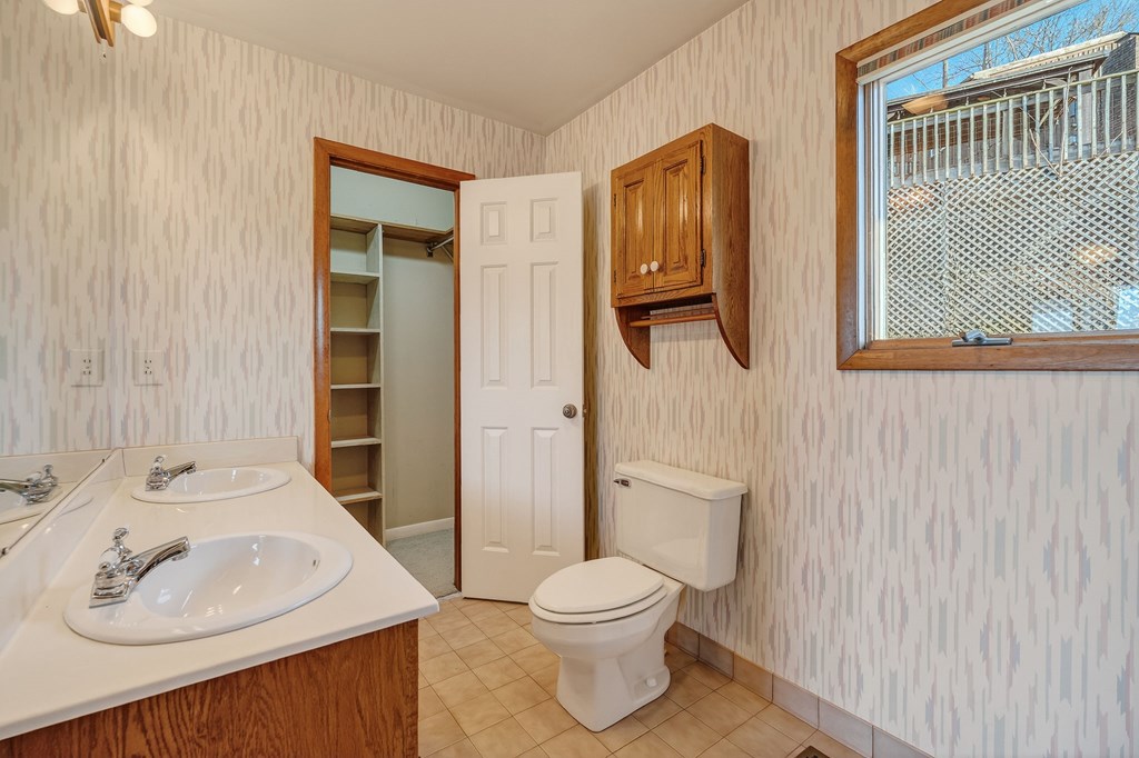 1634 Falling Water Road