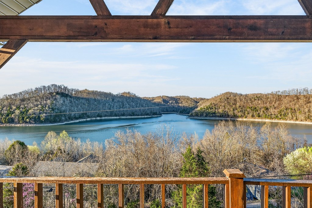 1634 Falling Water Road