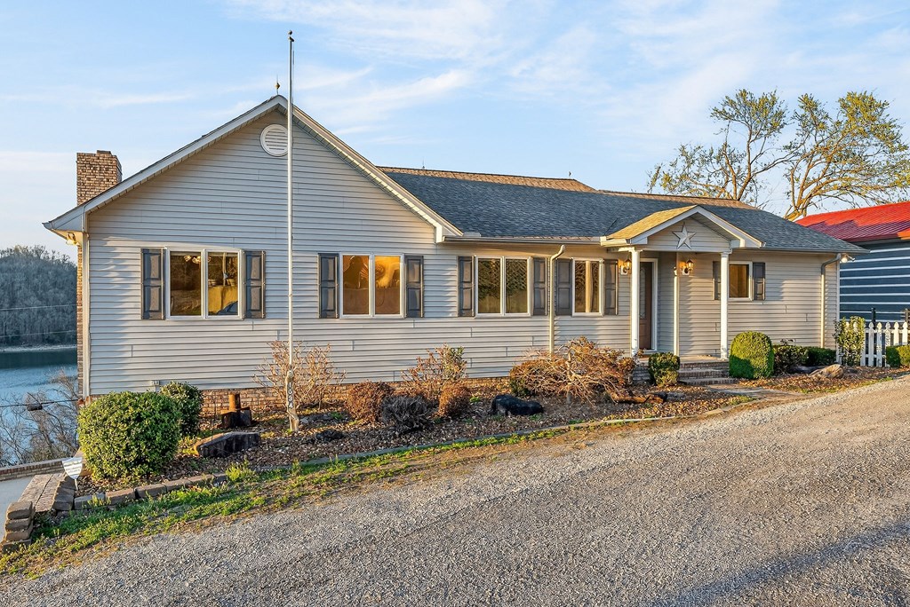 1634 Falling Water Road