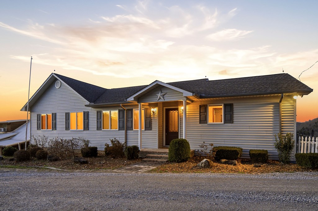 1634 Falling Water Road