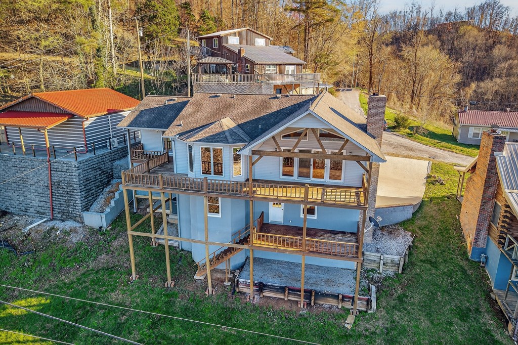 1634 Falling Water Road