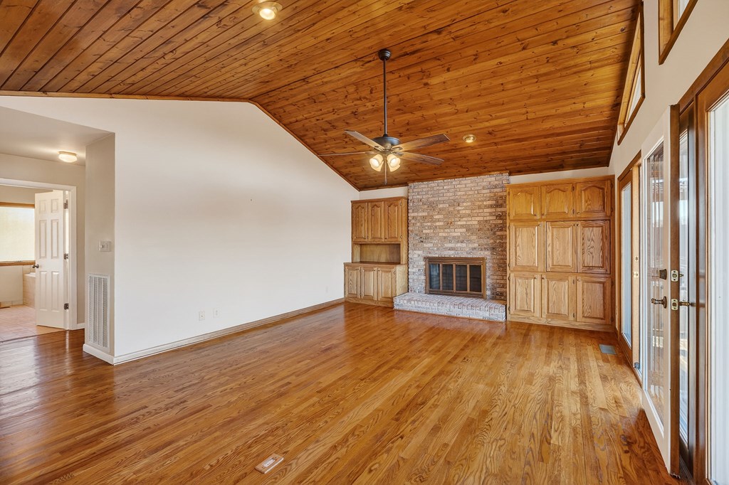 1634 Falling Water Road