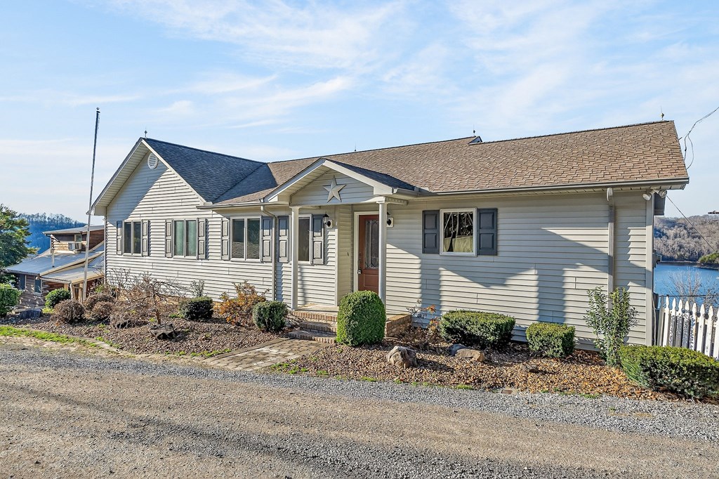 1634 Falling Water Road