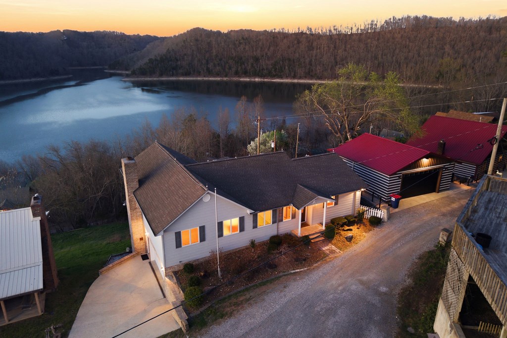 1634 Falling Water Road