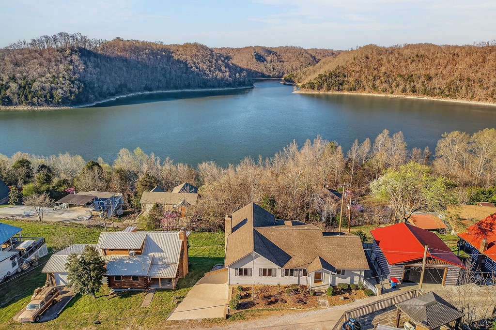 1634 Falling Water Road