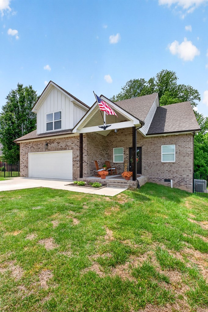 146 Briarwood Ln