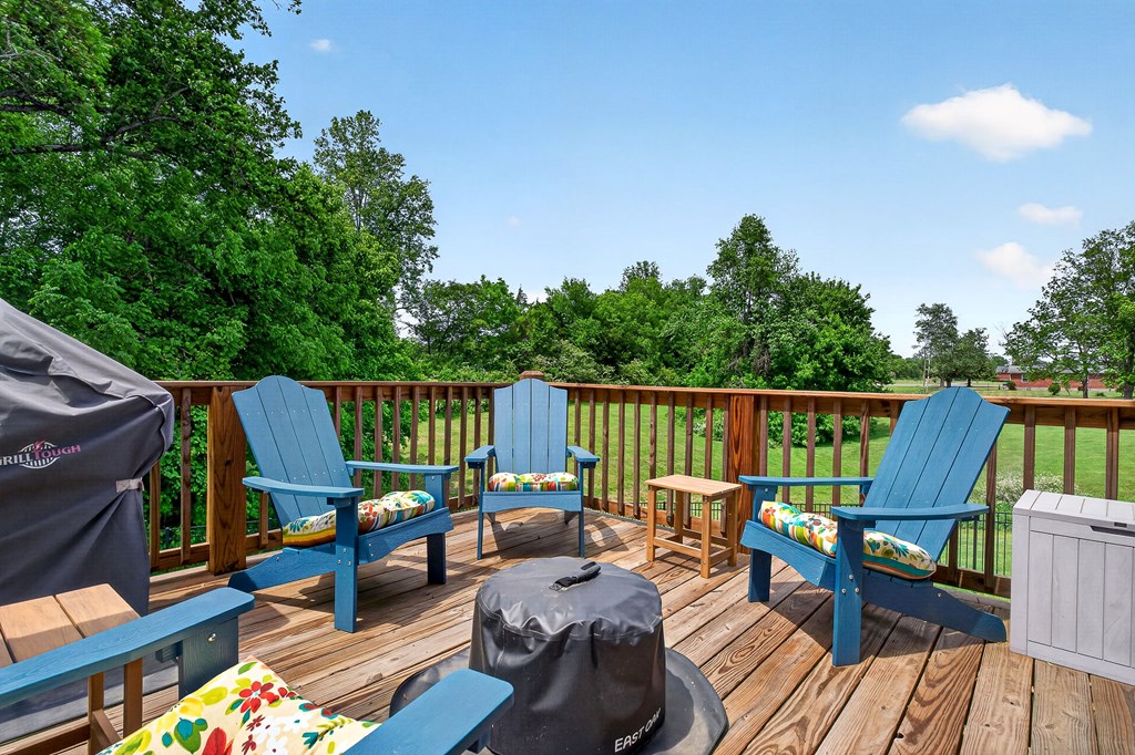 146 Briarwood Ln