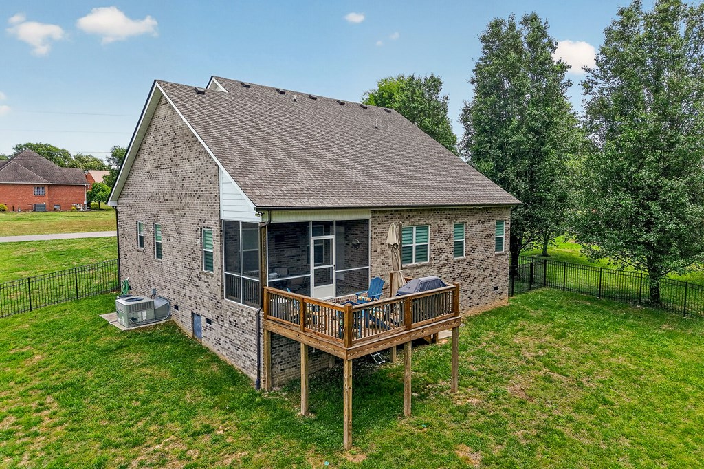 146 Briarwood Ln