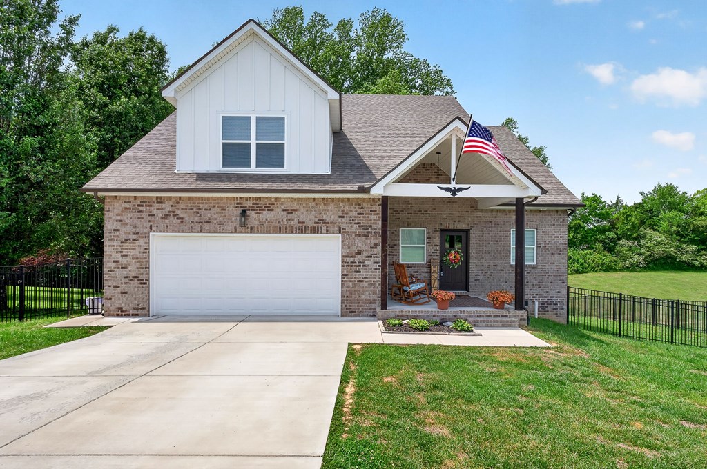 146 Briarwood Ln