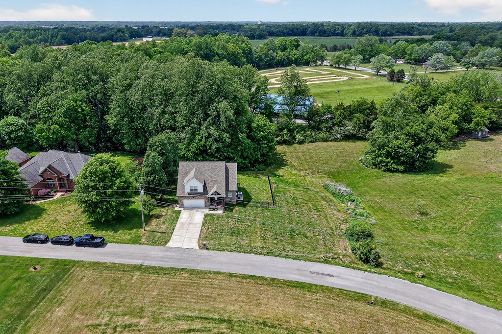 146 Briarwood Ln