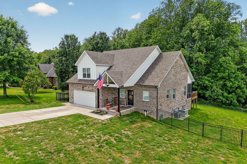 146 Briarwood Ln