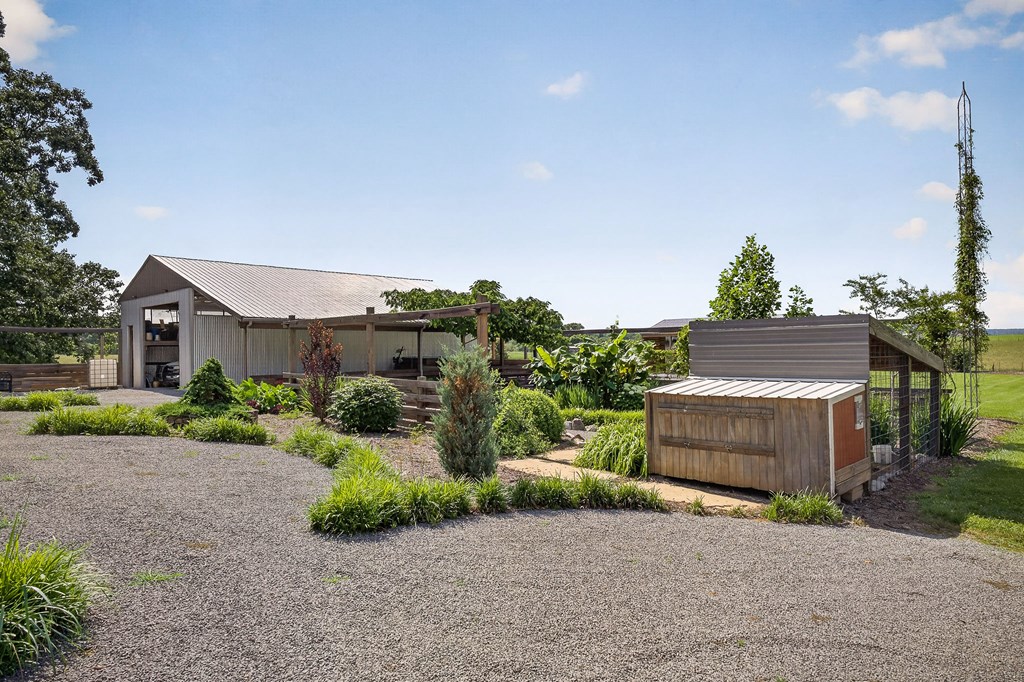495 Worley Rd