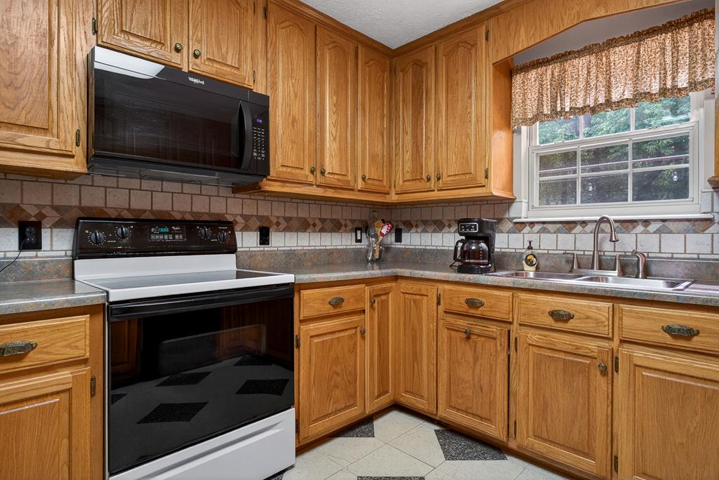 2025 Old Bon Air Rd
