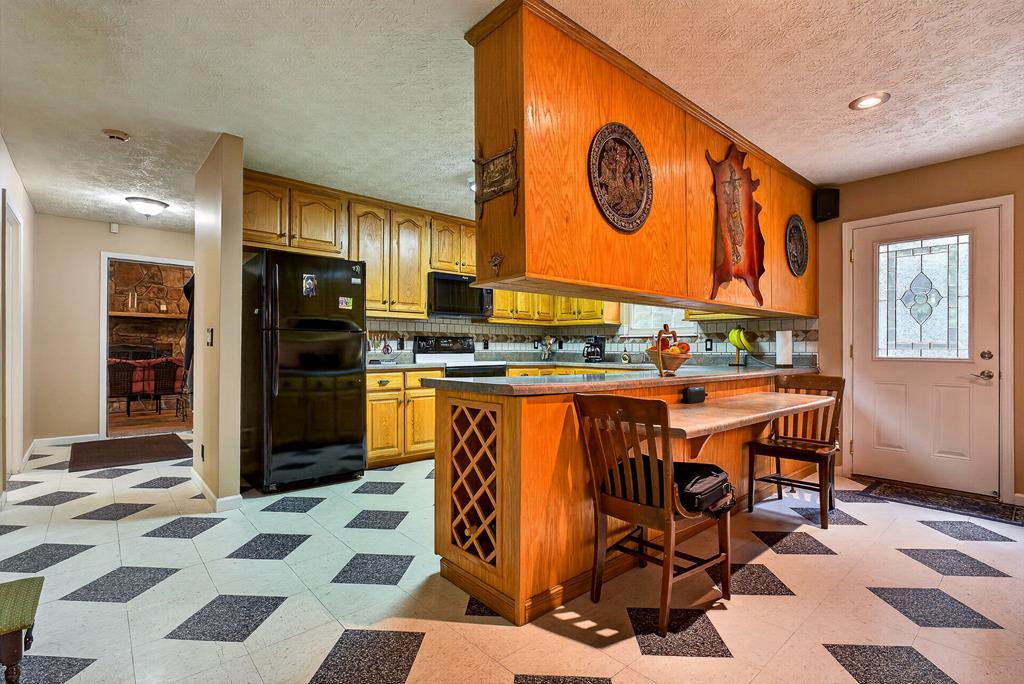 2025 Old Bon Air Rd
