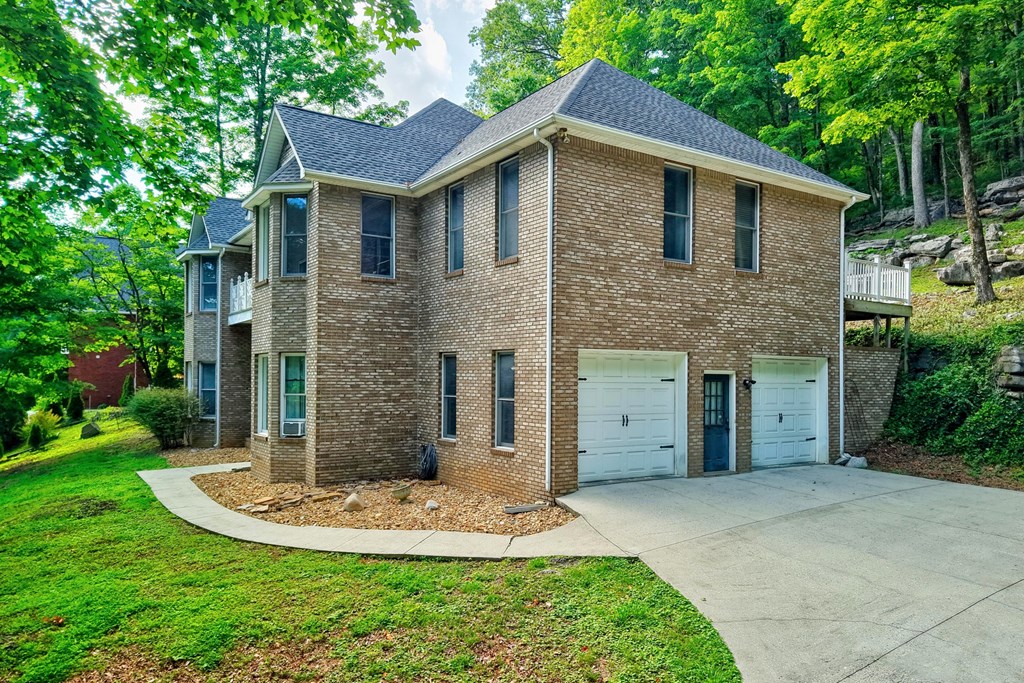 1650 N Plantation Dr