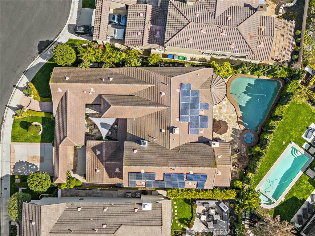 4 Hawthorne Lane
