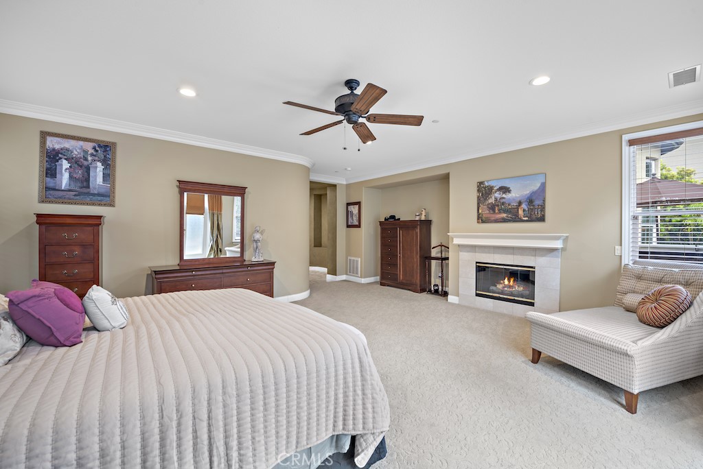 4 Hawthorne Lane