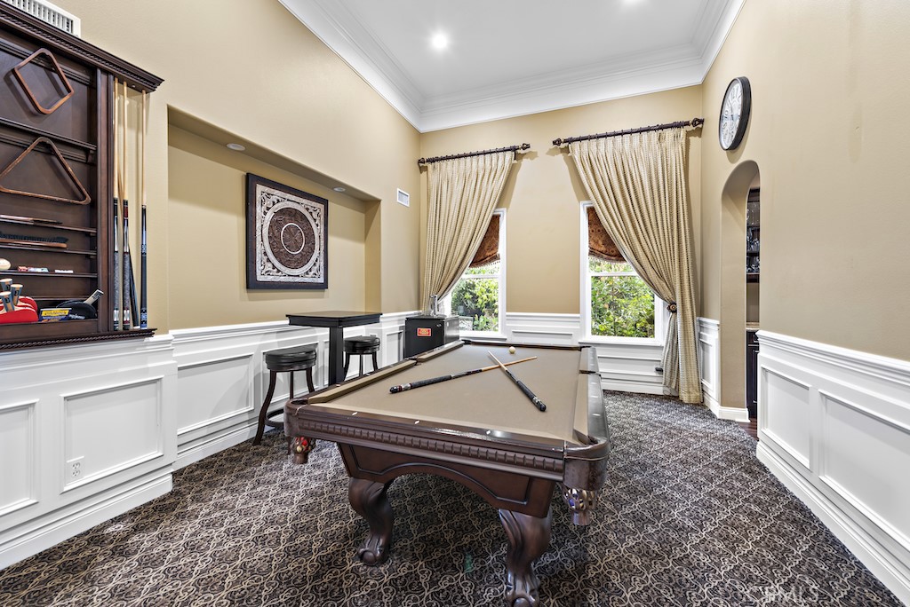 4 Hawthorne Lane