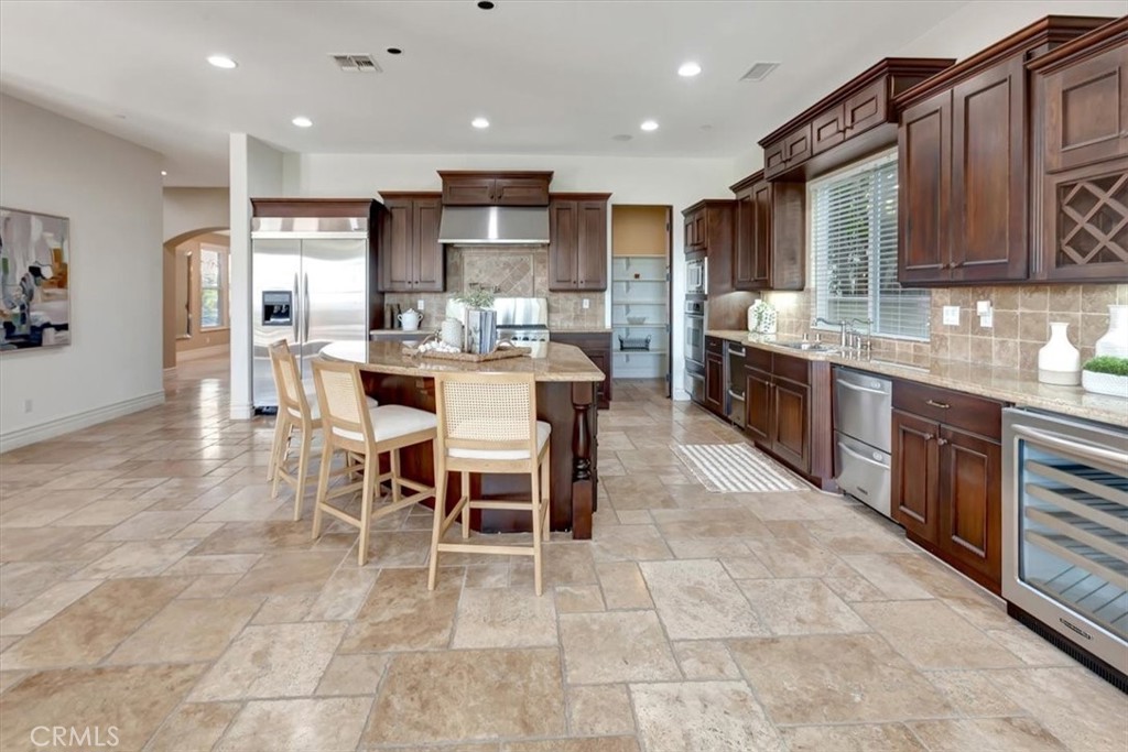 3148 E East Abbey Lane