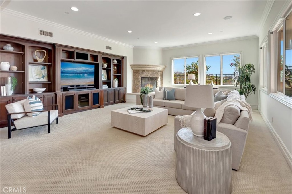 3148 E East Abbey Lane