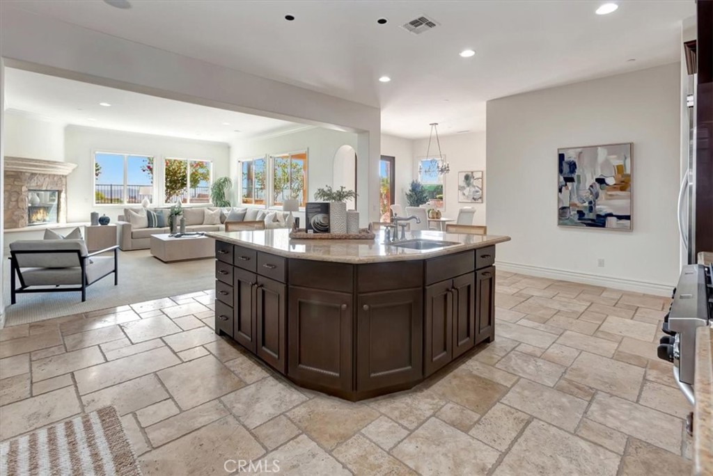 3148 E East Abbey Lane