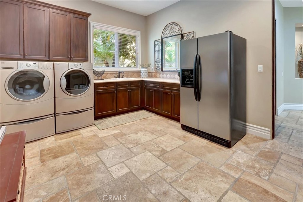 3148 E East Abbey Lane