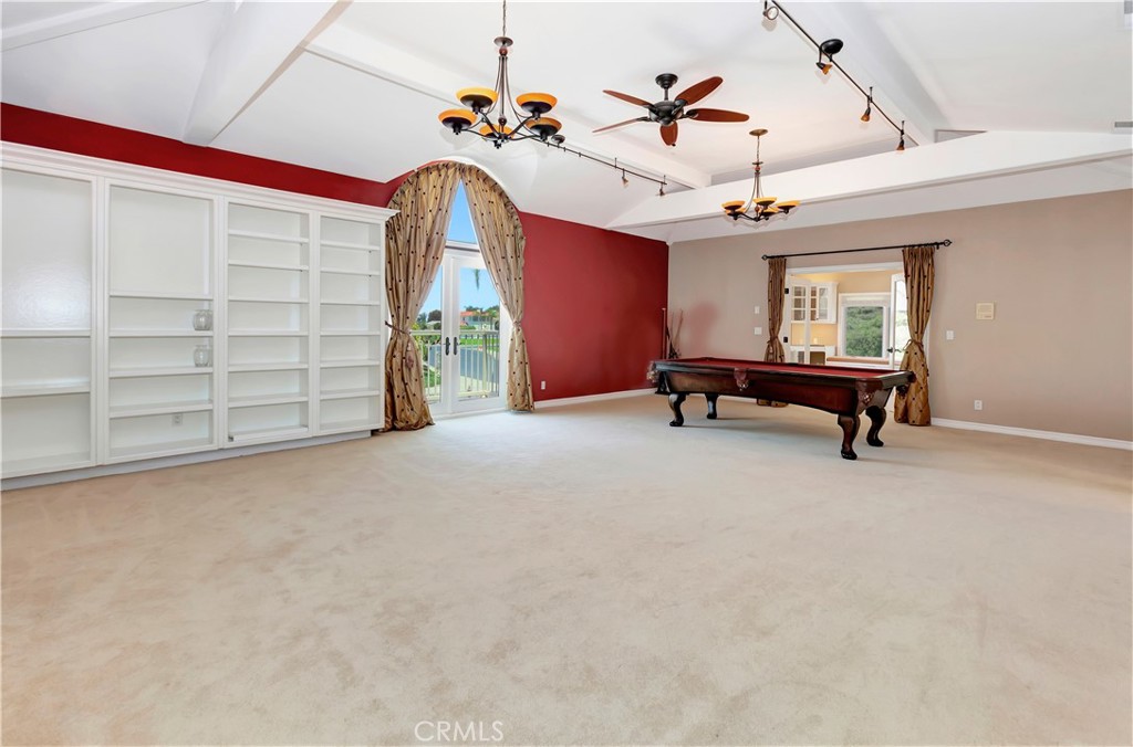 3140 E Bradbury Court