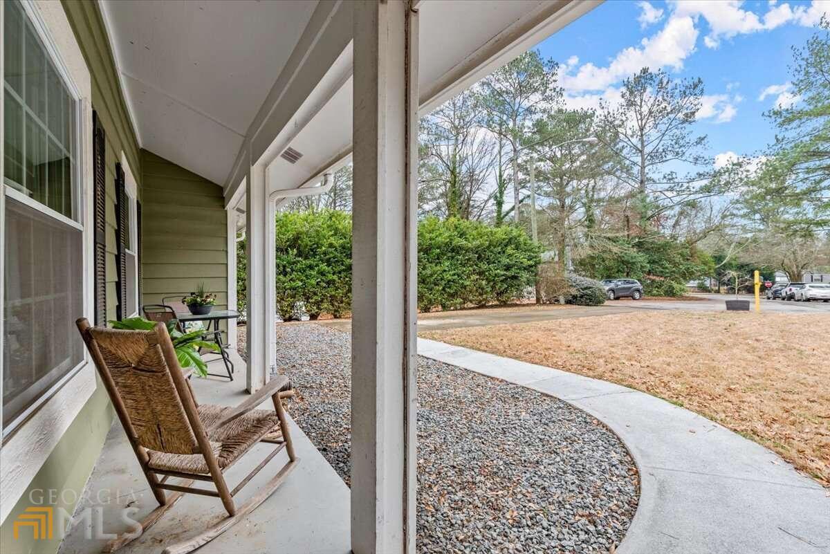 620 Clearbrook Court