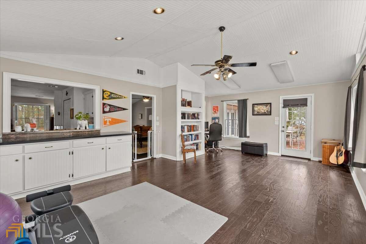 620 Clearbrook Court