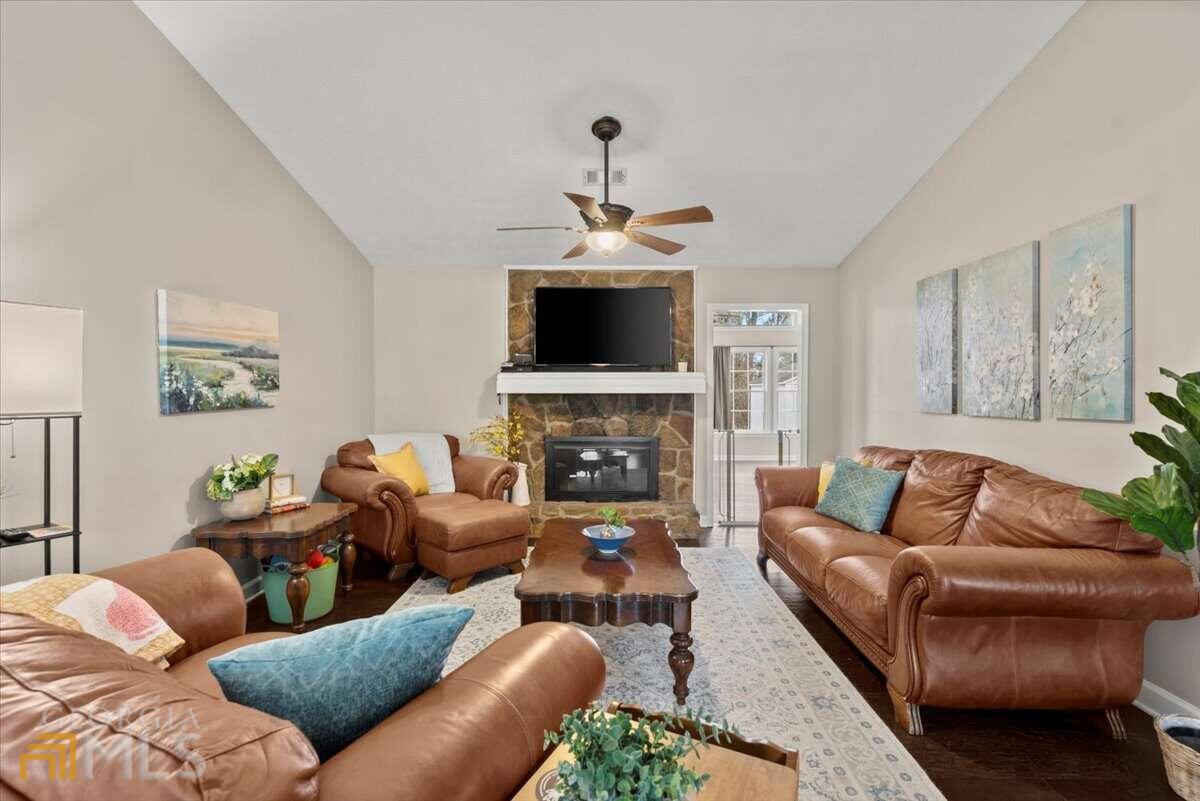 620 Clearbrook Court