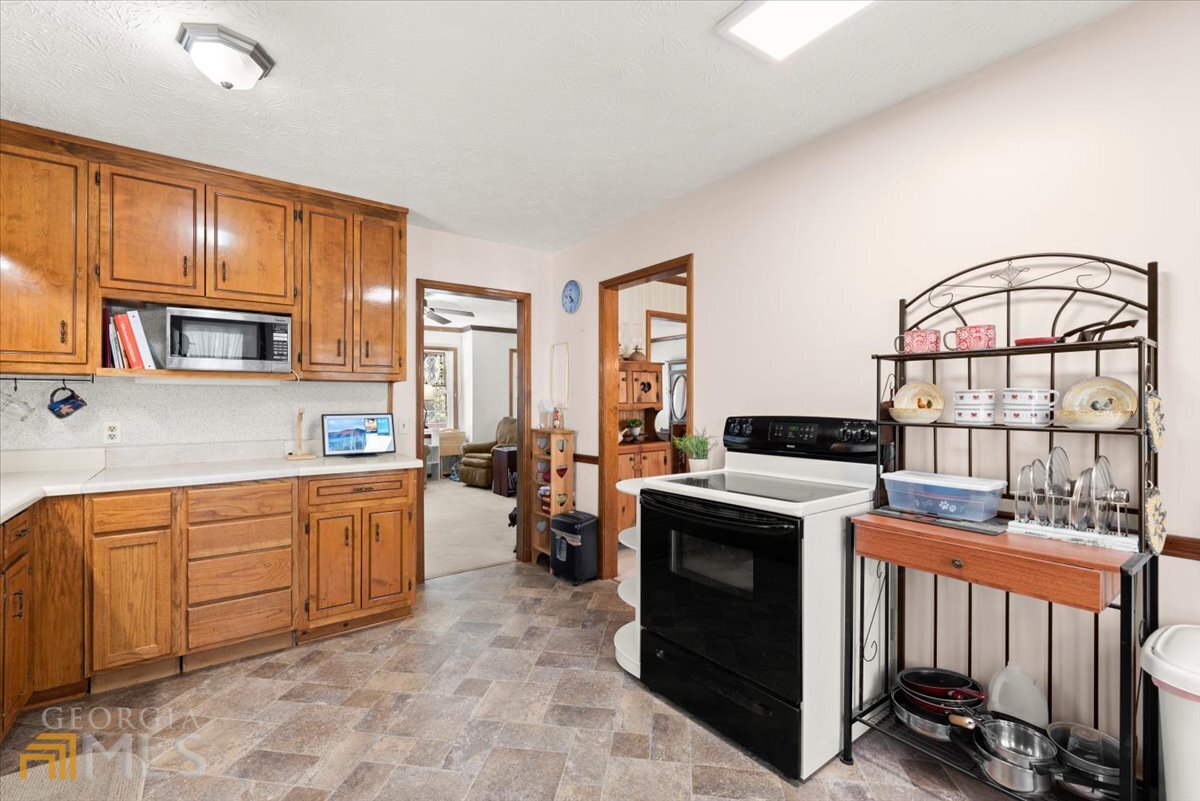 1310 Wood Park Drive NW