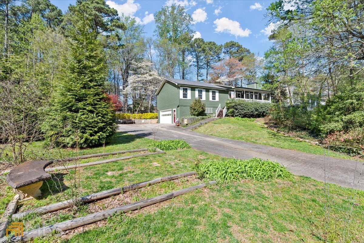 1310 Wood Park Drive NW