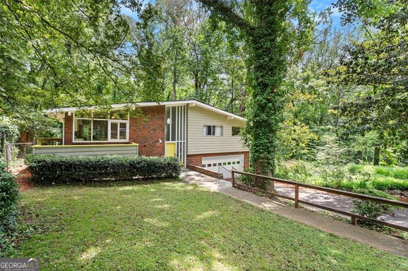595 COLLIER RIDGE