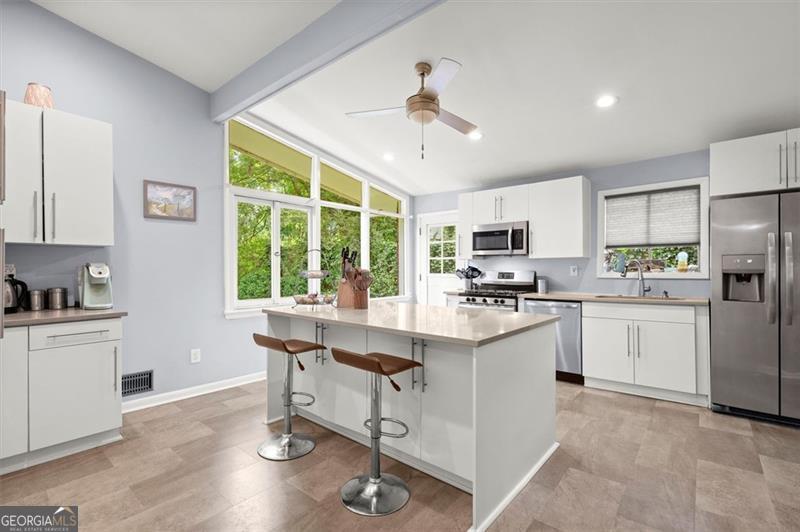 595 COLLIER RIDGE