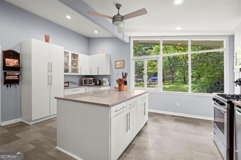 595 COLLIER RIDGE