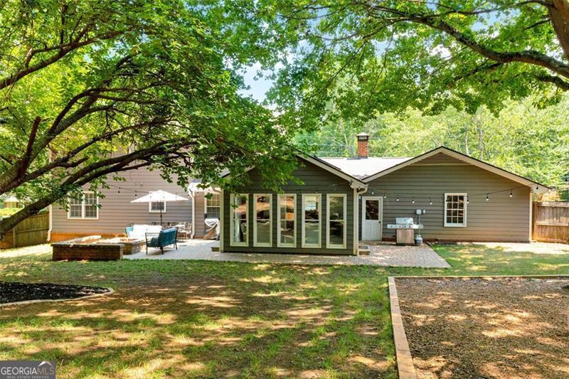 2580 FLEUR DE LIS PL