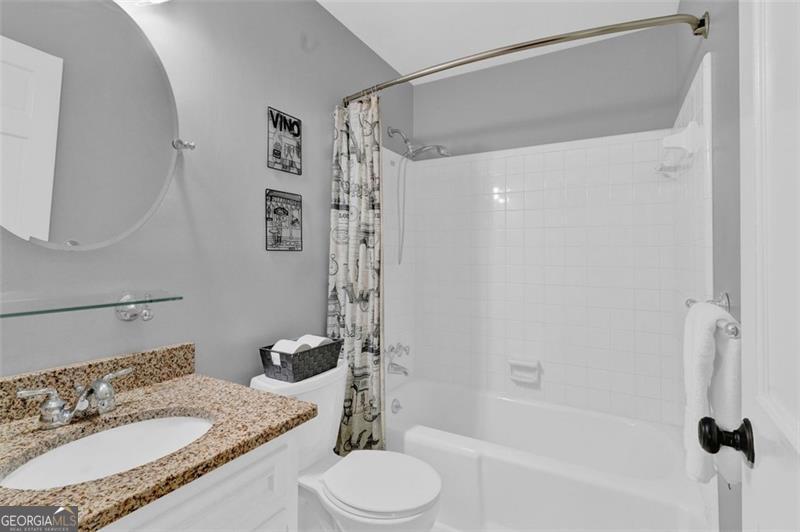 2580 FLEUR DE LIS PL