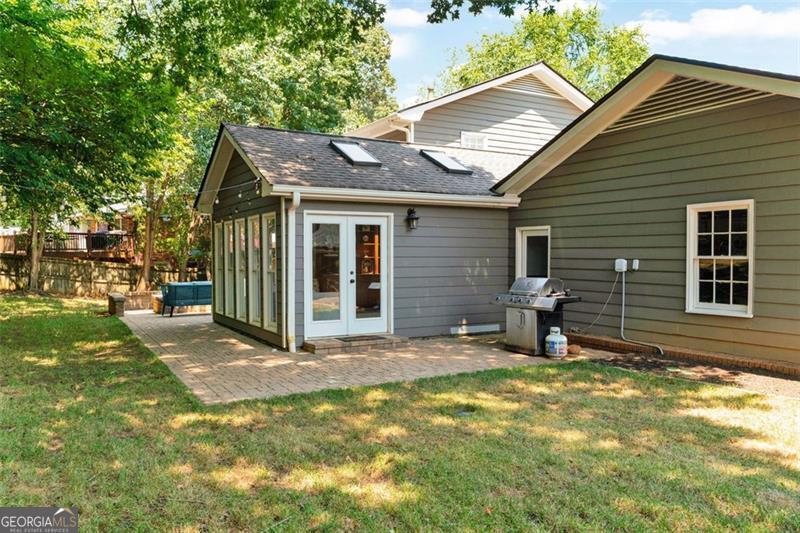 2580 FLEUR DE LIS PL