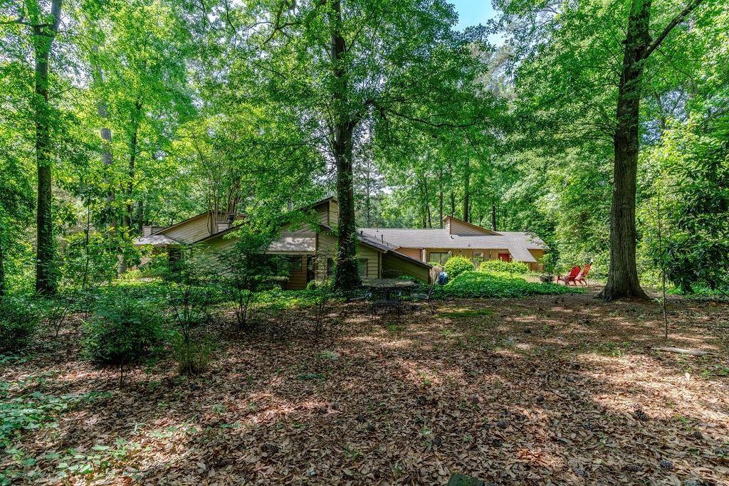 870 Bonnie Glen Drive SE