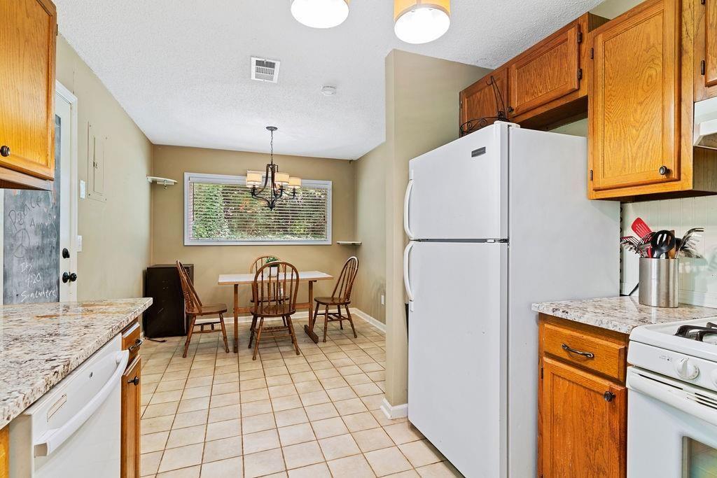 870 Bonnie Glen Drive SE