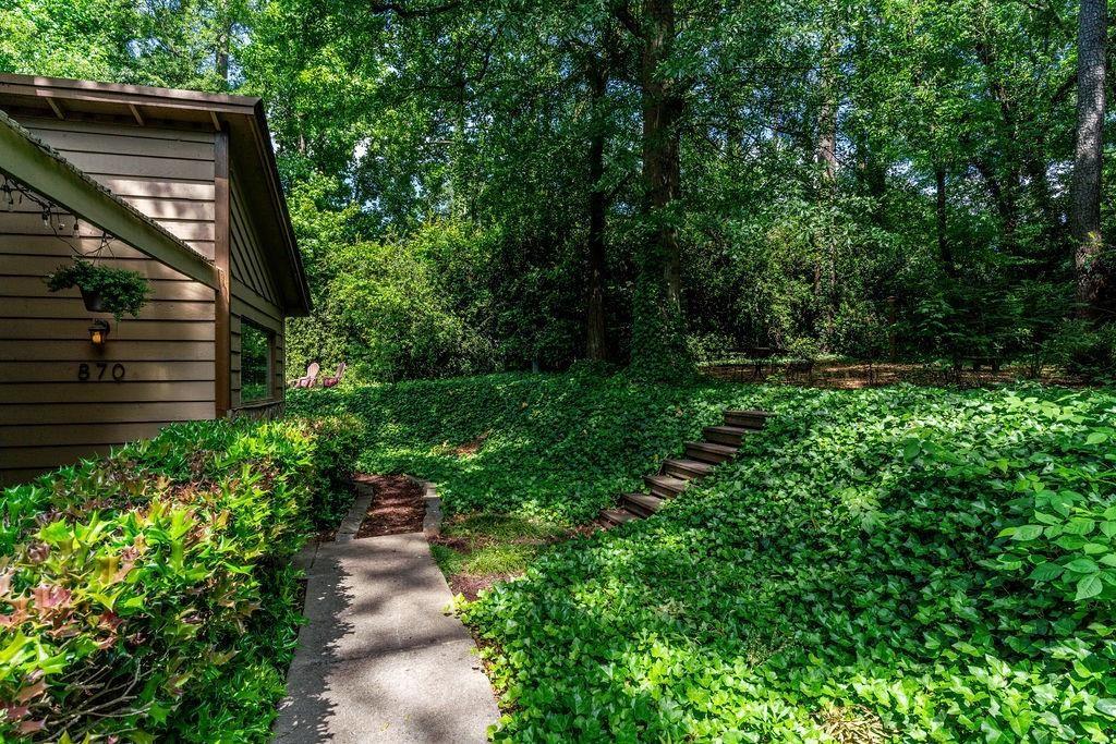 870 Bonnie Glen Drive SE