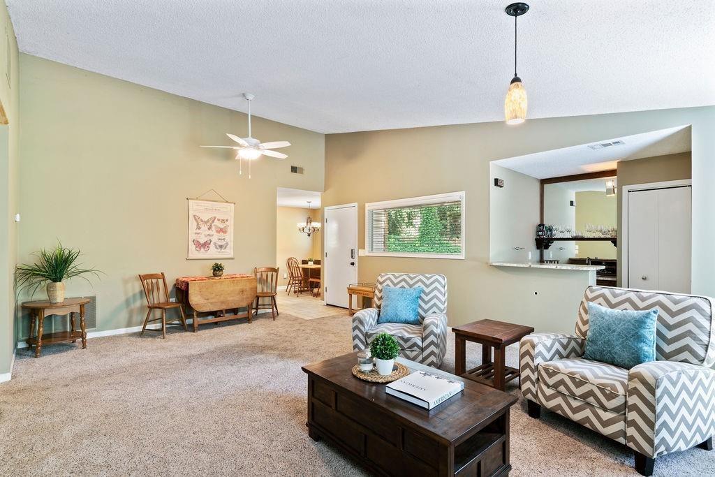 870 Bonnie Glen Drive SE